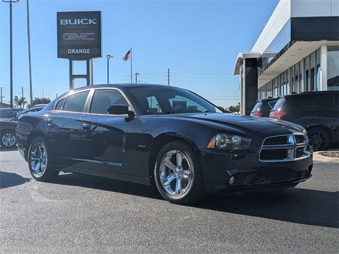 Used 2014 Dodge Charger R/T image 2