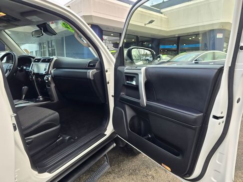 Used 2022 Toyota 4Runner Trail Special Edition image 10