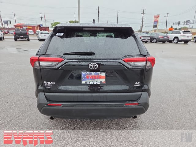 Certified 2025 Toyota RAV4 LE AWD/4WD image 24