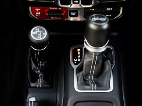 Used 2019 Jeep Wrangler Unlimited Rubicon image 23