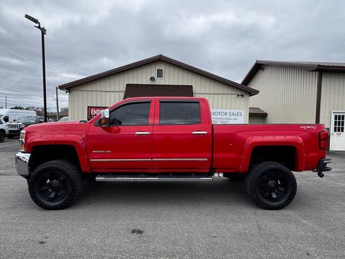 Used 2015 Chevrolet Silverado 2500 LTZ w/ Duramax Plus Package AWD/4WD image 2