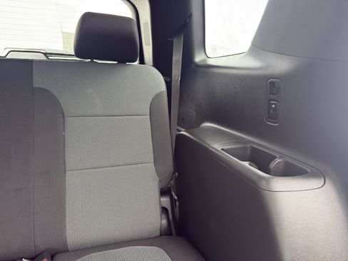 Used 2023 Chevrolet Traverse LT w/ Midnight/Sport Edition image 35