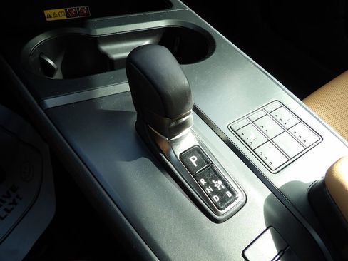 Used 2025 Lexus UX 300h AWD w/ Accessory Package (Z1) image 23