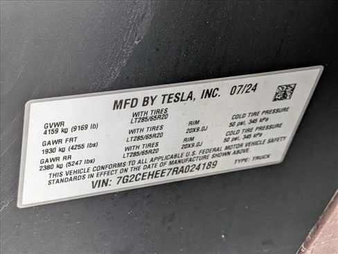 Used 2024 Tesla Cybertruck Cyberbeast image 21