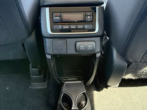 Used 2019 Subaru Ascent Premium w/ Popular Package #2A AWD/4WD image 12