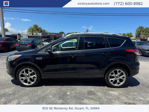 Used 2016 Ford Escape Titanium w/ Equipment Group 301A AWD/4WD image 6