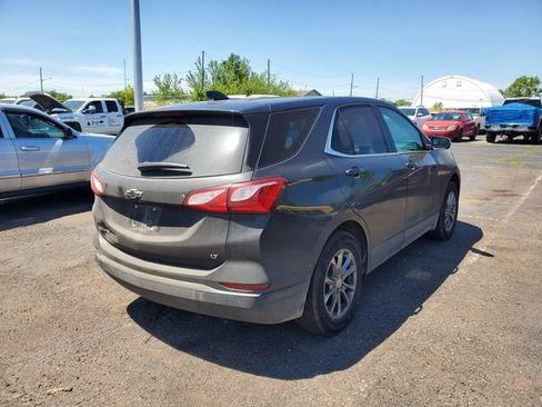 Used 2020 Chevrolet Equinox LT w/ Driver Convenience Package FWD image 3