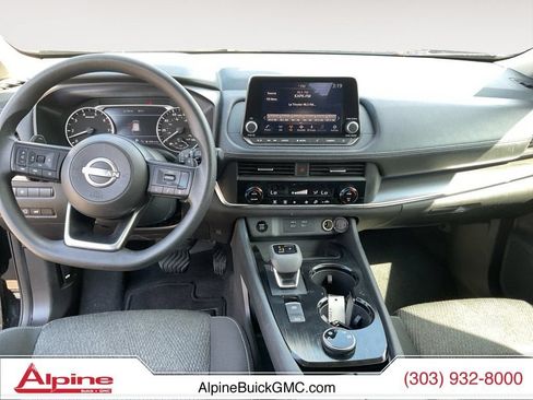 Used 2024 Nissan Rogue SV AWD/4WD image 10