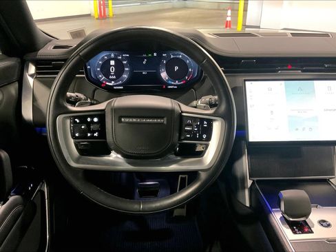 Used 2024 Land Rover Range Rover SE image 5