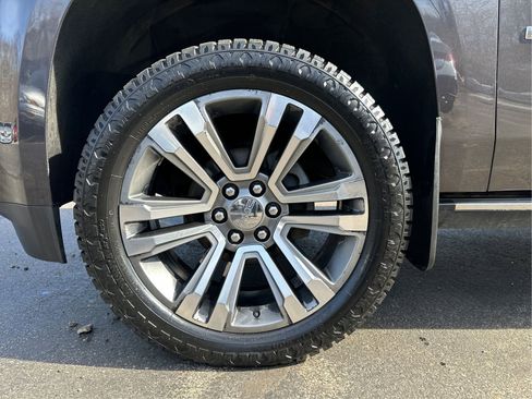 Used 2017 GMC Yukon Denali w/ Open Road Package image 25