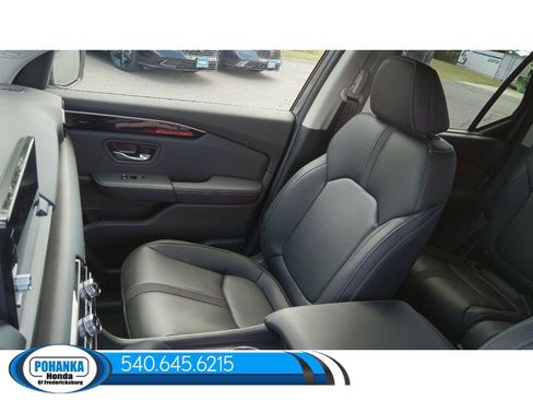 New 2025 Honda Pilot Touring image 35