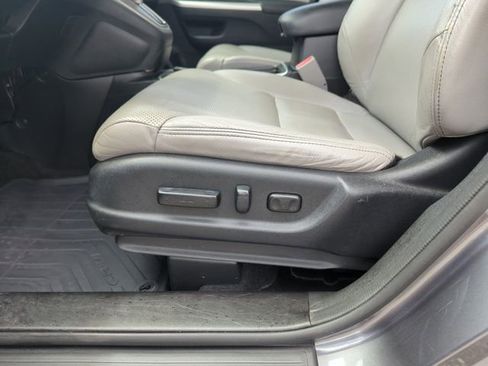 Used 2015 Honda CR-V EX-L image 12