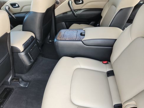 Used 2021 INFINITI QX80 Premium Select w/ All-Season Package AWD/4WD image 15