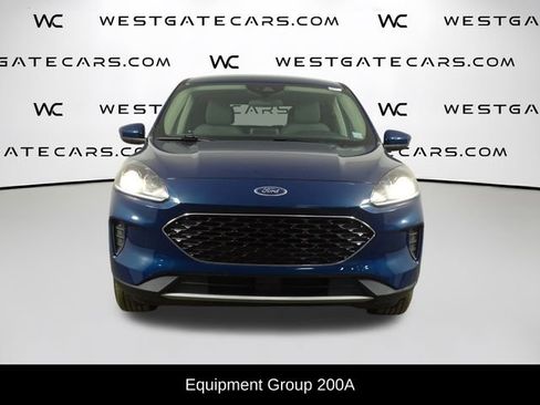 Used 2020 Ford Escape SE image 4