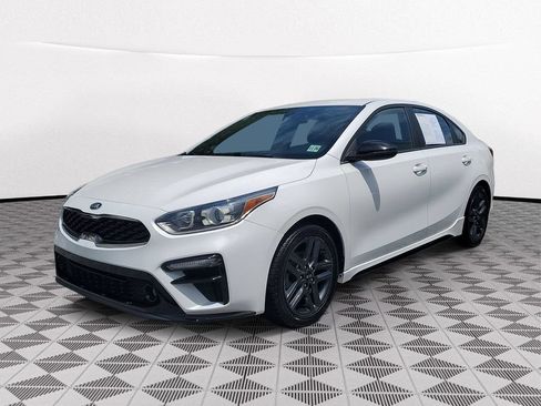 Used 2021 Kia Forte GT-Line w/ GT-Line Premium Package FWD image 3