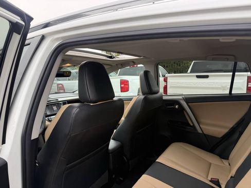 Used 2017 Toyota RAV4 Limited w/ Carpet Mat Package AWD/4WD image 12