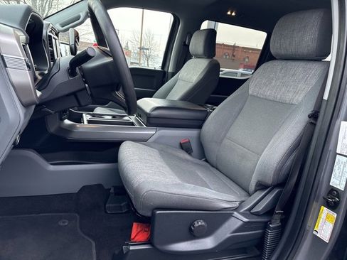 Used 2022 Ford F150 XLT w/ XTR Package image 21