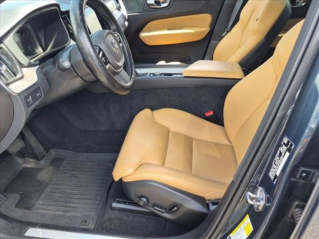 Used 2020 Volvo XC60 T5 Inscription FWD image 14