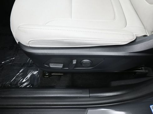 Used 2025 Hyundai Tucson SEL AWD/4WD image 16