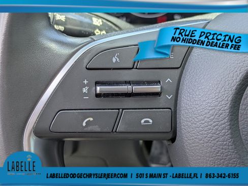 Used 2021 Hyundai Sonata SEL w/ Convenience Package FWD image 22