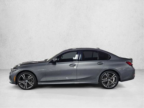 Used 2023 BMW 330i xDrive Sedan w/ Premium Package AWD/4WD image 8