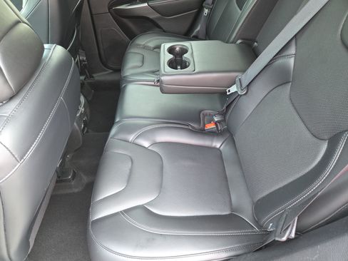 Certified 2021 Jeep Cherokee Limited AWD/4WD image 23