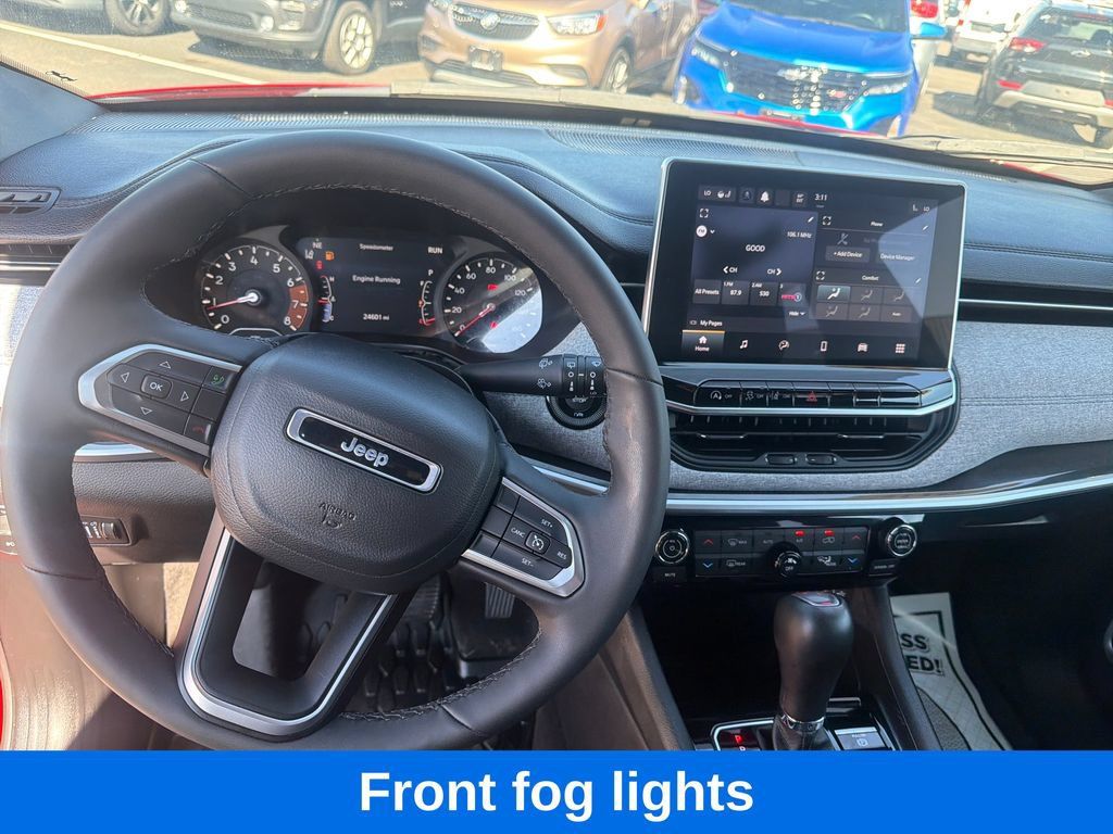Used 2023 Jeep Compass Latitude w/ Convenience Group AWD/4WD image 21
