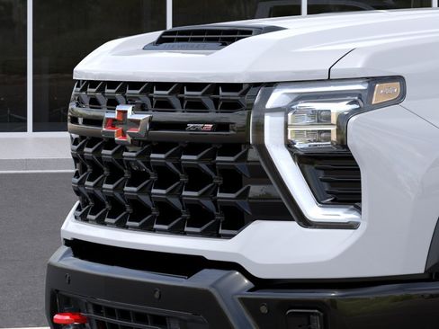 New 2026 Chevrolet Silverado 2500 ZR2 image 13