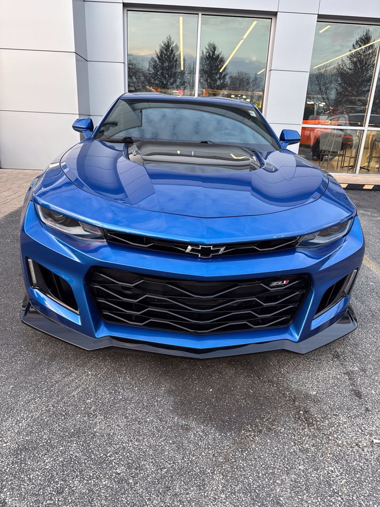 Used 2018 Chevrolet Camaro ZL1 RWD image 11