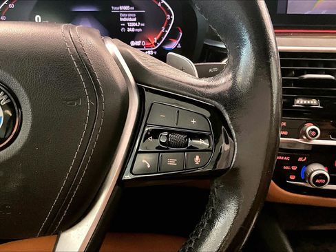 Used 2020 BMW 530i w/ Premium Package RWD image 22
