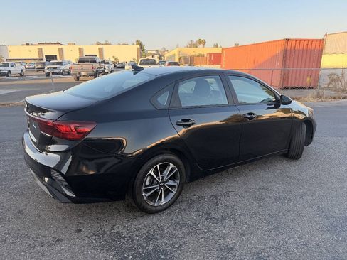 Used 2024 Kia Forte LXS FWD image 8