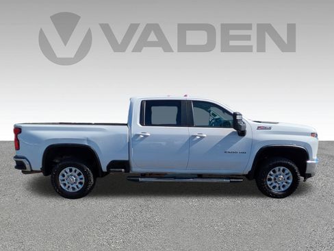 Used 2023 Chevrolet Silverado 2500 LT w/ Convenience Package image 24