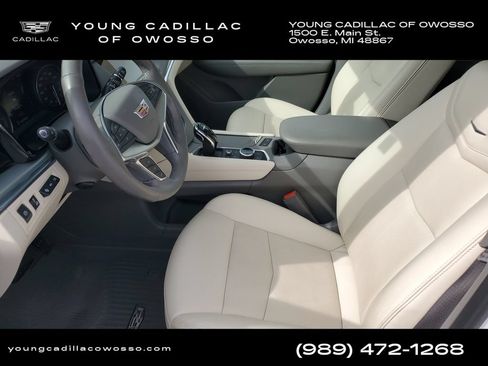 Used 2022 Cadillac XT5 Premium Luxury w/ LPO, ONYX Package AWD/4WD image 8
