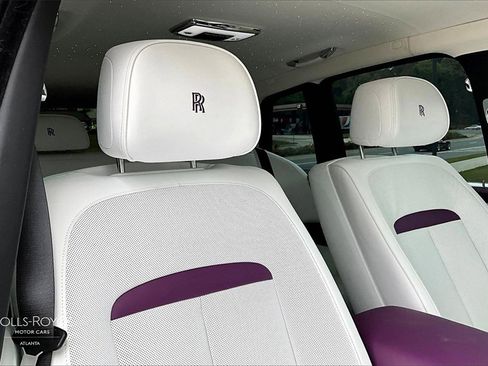 Certified 2025 Rolls-Royce Cullinan image 31