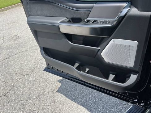 New 2026 Ford F250 Platinum AWD/4WD image 17