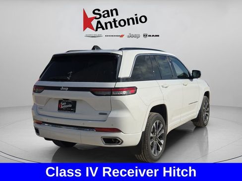 New 2025 Jeep Grand Cherokee Overland w/ Trailer Tow Package AWD/4WD image 8