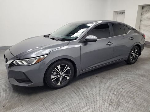 Used 2021 Nissan Sentra SV FWD image 2