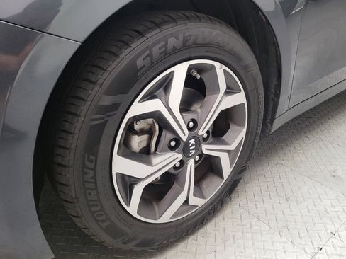 Used 2019 Kia Forte LXS FWD image 31
