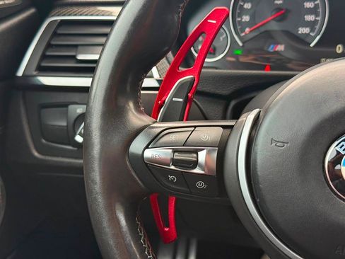 Used 2018 BMW M4 Coupe RWD image 23