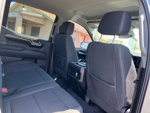 Used 2023 Chevrolet Silverado 1500 RST AWD/4WD image 33