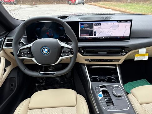 New 2026 BMW i4 xDrive40i AWD/4WD image 19