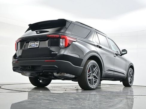 New 2026 Ford Explorer ST-Line w/ ST-Line Street Pack image 52
