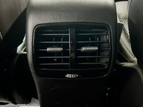 Used 2024 Ford Escape SE FWD image 18