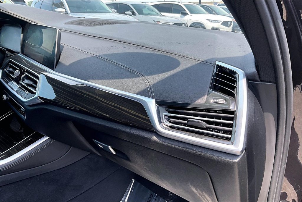 Used 2023 BMW X5 xDrive40i AWD/4WD image 19