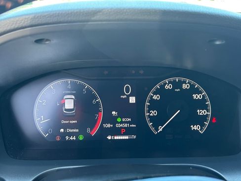 Used 2025 Honda HR-V Sport image 30