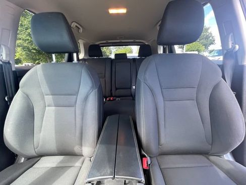 Used 2023 Nissan Rogue S FWD image 11