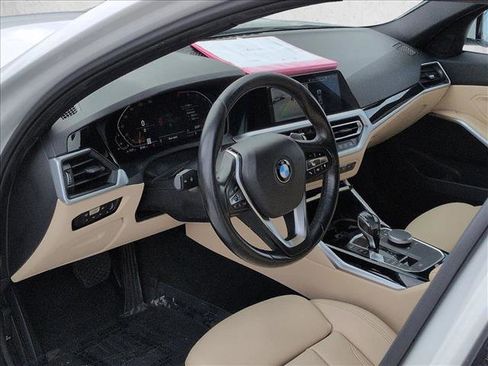 Used 2019 BMW 330i Sedan w/ Driving Assistance Package RWD image 10