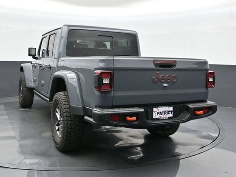 Used 2025 Jeep Gladiator Mojave AWD/4WD image 3