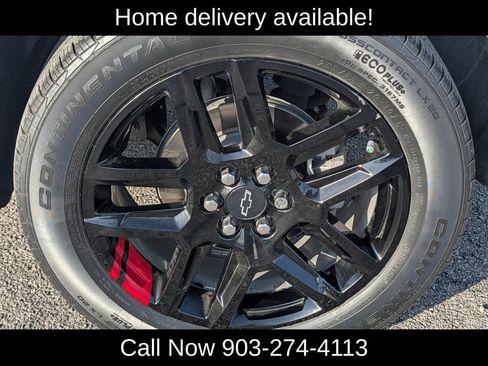 Used 2023 Chevrolet Traverse Premier w/ Redline Edition FWD image 12
