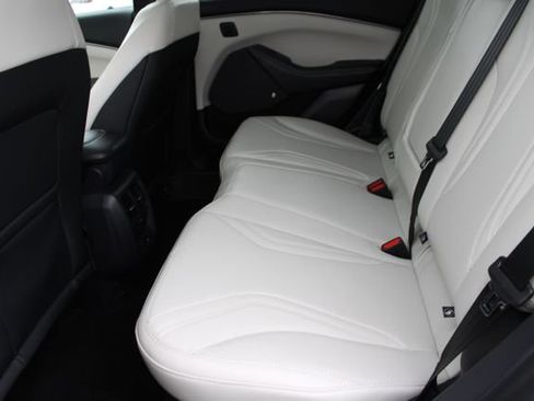 Used 2022 Ford Mustang Mach-E Premium AWD/4WD image 38